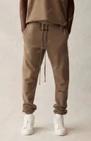 brown pants