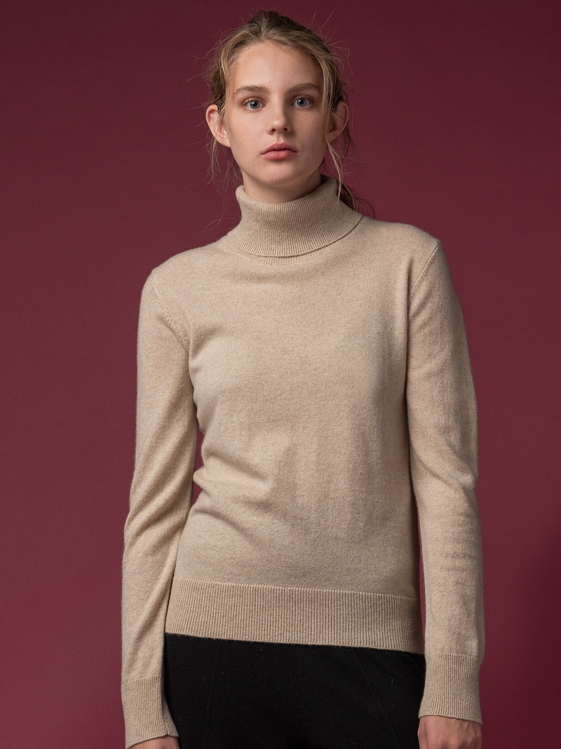 turtleneck beige sweatshirt