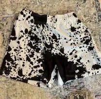 black and white short pants