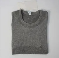 grey t shirt