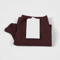 maroon tshirt